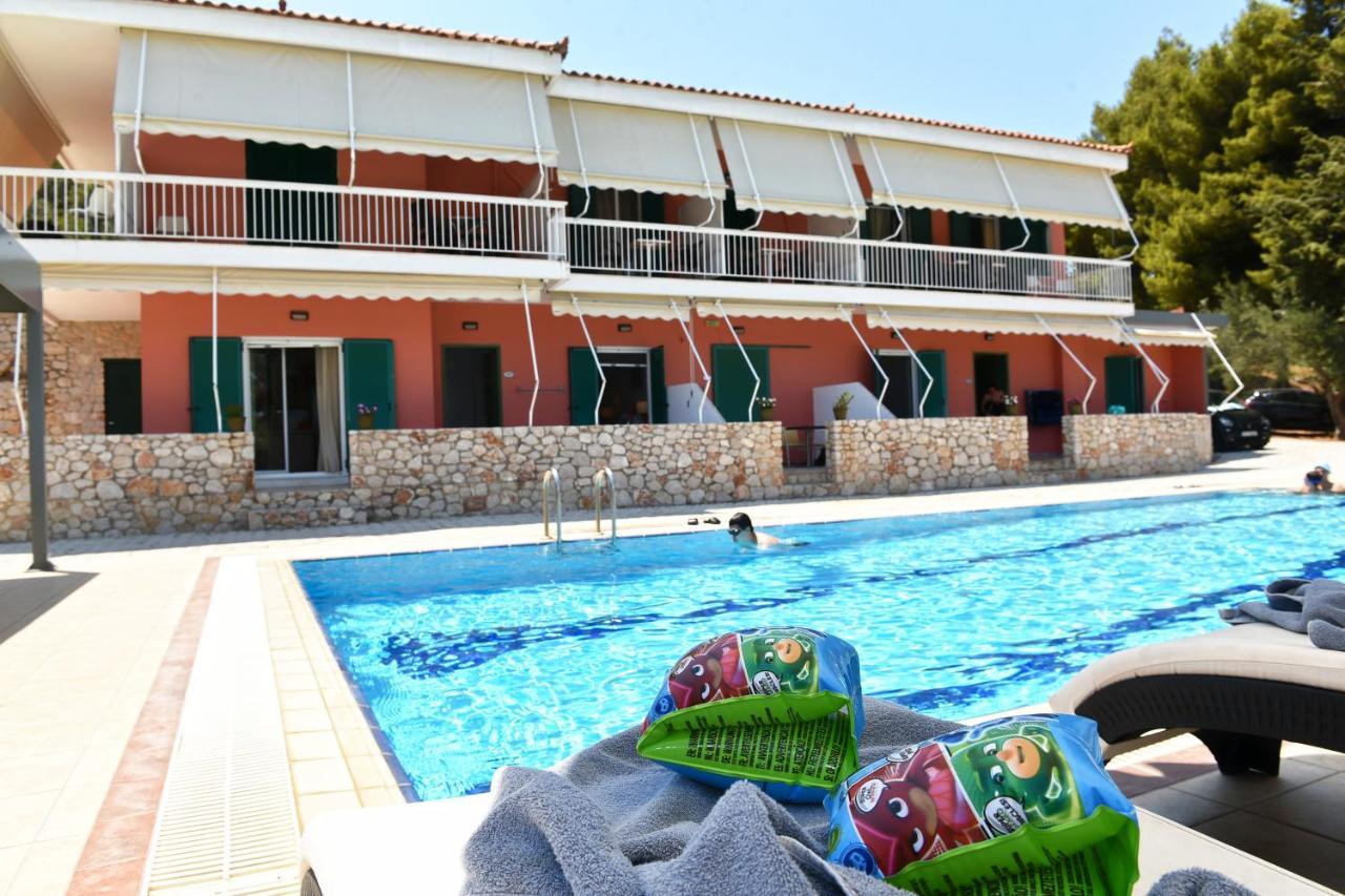 Villa Lilly Tolón Exterior foto